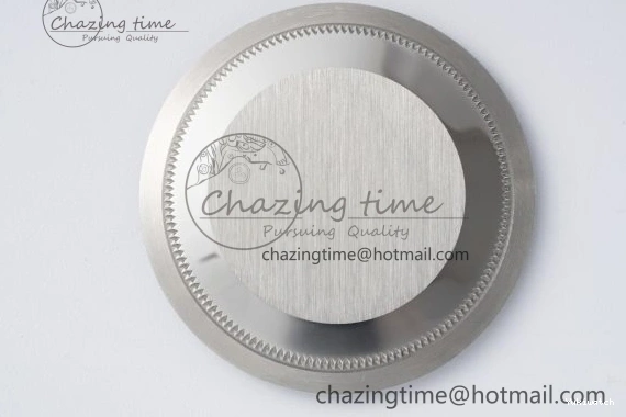 SS Jubilee on SS Best Noob Skydweller Dial White YG Edition A23J Bracelet YG 1230